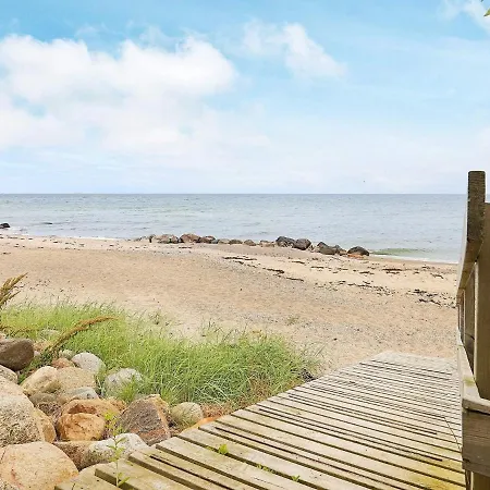 6 Person In Otterup-by Traum