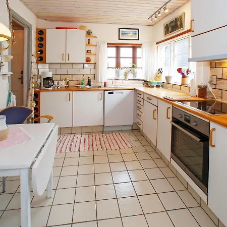 6 Person In Otterup-by Traum