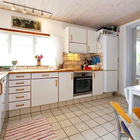 6 Person In Otterup-by Traum *